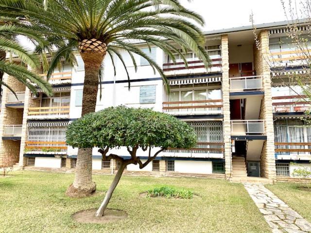 Apartamento Book Ibiza Salou Exterior foto